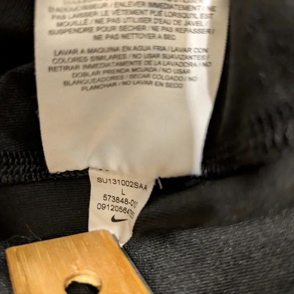 Nike Black Athletic Tank Top Size Large Pre-owned - Picture 9 of 9